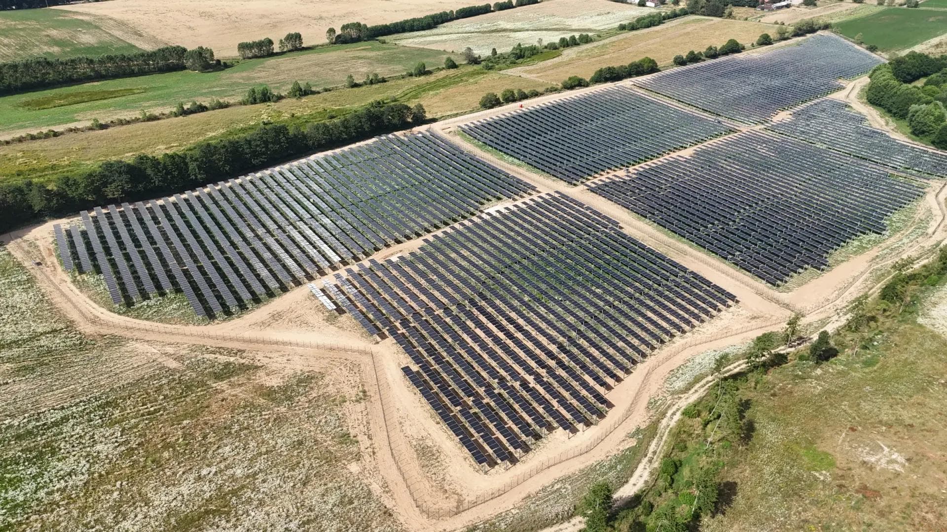 Campi agrivoltaici di Camigliatello osservati dall’alto