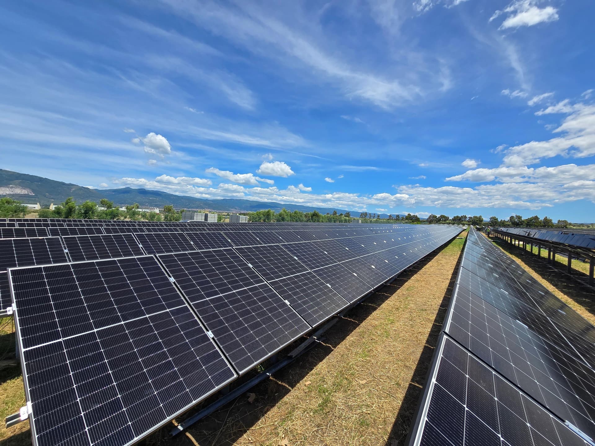 Iniziativa fotovoltaica con OVS